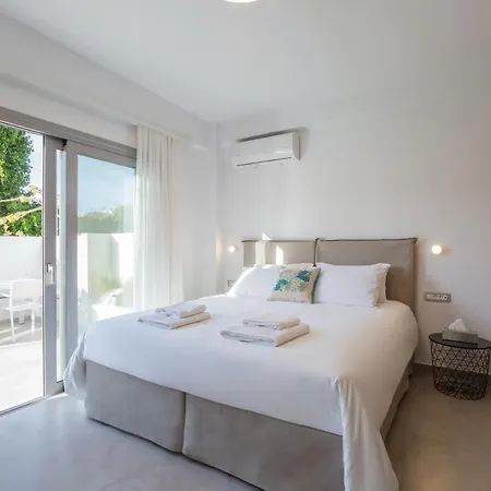 Hermes&dione Apartment